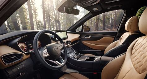 The 2022 Hyundai Santa Fe Calligraphy Trim Is Too Luxurious to Ignore