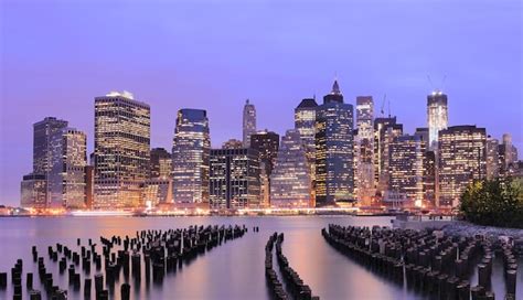 Premium Photo | Manhattan skyline downtown