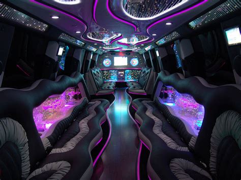 Hummer Daddy Limo - Los Angeles Exotic Limo