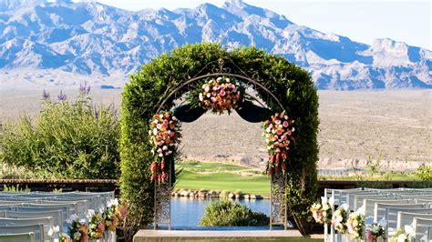 10 Outdoor Wedding Venues in Las Vegas