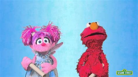 Sesame Street: Elmo and Abby Investigate: Melting Ice - YouTube