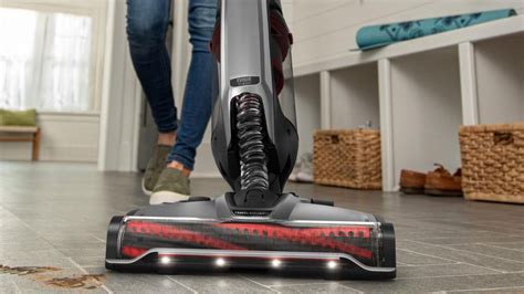 Hoover’s new cordless vacuum offers more power with less weight