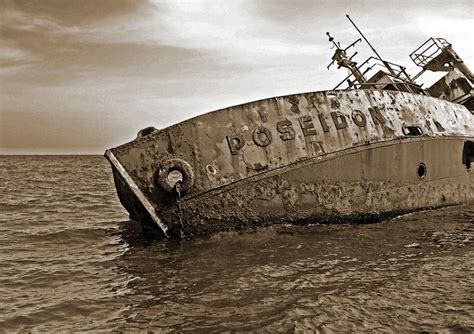 Poseidon's wreck (dramatic) | Explore apla kai omorfa's phot… | Flickr ...