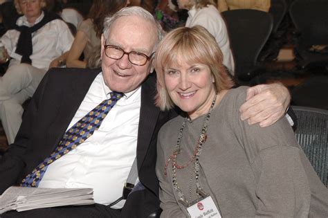 Susan Alice Buffett – the Daughter of a Business Icon - Monde stuff