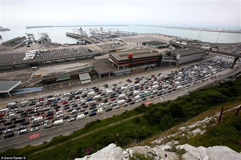 Dover ferry port chaos as delays and 15-hour queues could last until MONDAY | Daily Mail Online