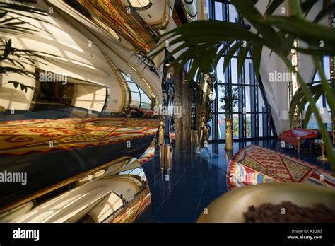 "Burj Al-Arab Hotel", Dubai, UAE - Lift lobby Stock Photo - Alamy