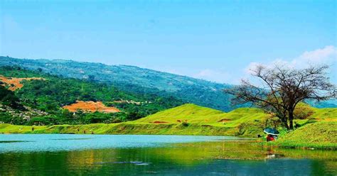 Visit Niladri Lake, Sunamganj: A Piece of Kashmir in Bangladesh