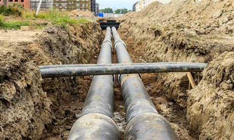 Pipe installer fined for worker death in trench collapse | Business ...