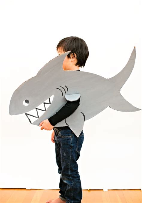 EASY SHARK CARDBOARD COSTUME FOR KIDS