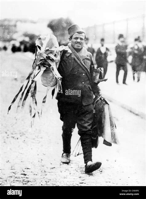 Turkish soldier in the First Balkan war, 1912 Stock Photo - Alamy