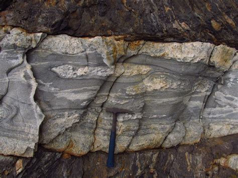 Tectonics and Structural Geology | Features from the field: Foliation