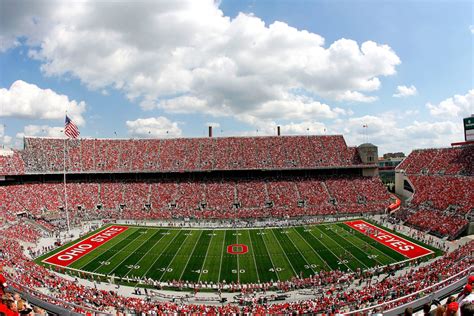 Fans Saddened By Death Of Legendary Ohio State Football Player - The Spun