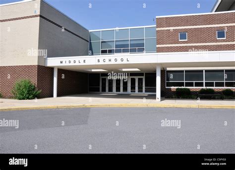 exterior of a modern elementary school Stock Photo - Alamy