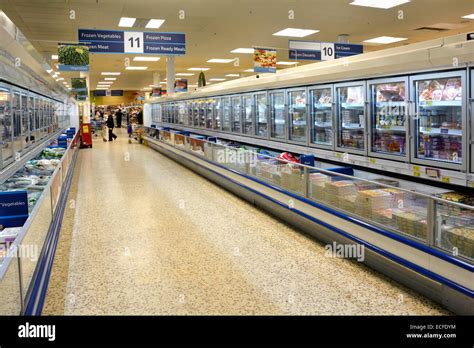 Tesco interior hi-res stock photography and images - Alamy