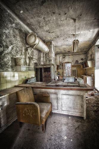 hell's kitchen | abandoned restaurant | LichtGespiele | Flickr Old ...