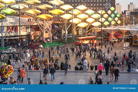 Stratford International Train and Tube Station, London Editorial Stock Image - Image of building ...