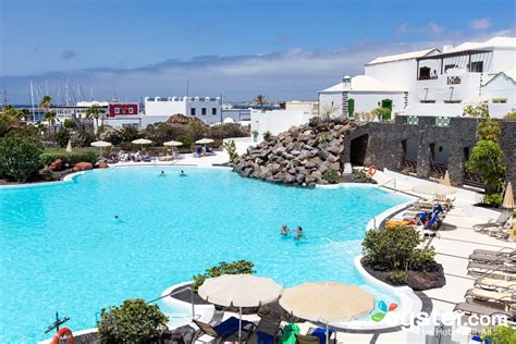 Hotel THe Volcan Lanzarote - The Relax Pool at Hotel THe Volcan ...