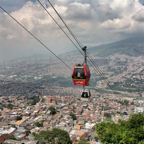 etiqueta bibliotecario Calendario medellin cable car map oficina postal ...