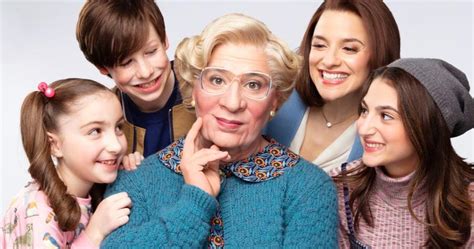 Mrs Doubtfire the musical opens on Broadway | International