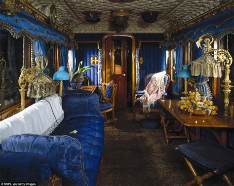 Fascinating photos of the royal train through the ages | Daily Mail Online