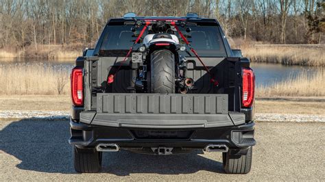 GMC Launches Carbon-Fiber “CarbonPro” Pickup Bed | CarsRadars