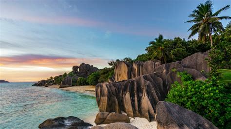 Anse Source d'Argent, La Digue Island, Seychelles. [Desktop wallpaper 1920x1080]