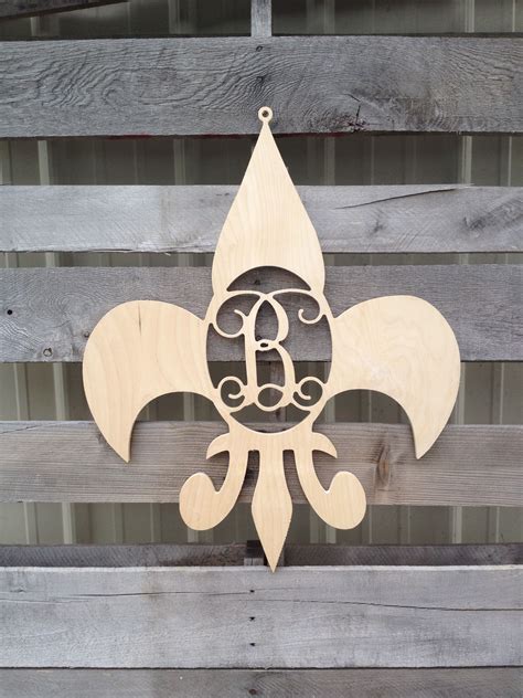 Fleur de Lis Monogram. www.thewoodshopofalabama.com | Art, Ampersand, Wood