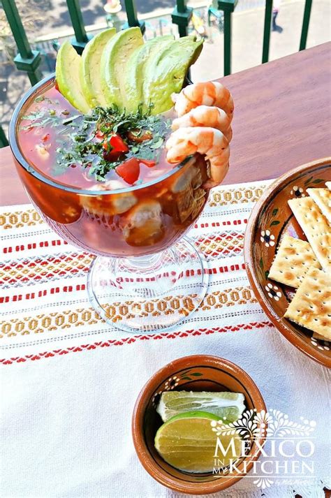 Veracruz Style Seafood Cocktail: Vuelve a la Vida!