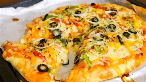 Veg Cheese Pizza || Veg Pizza Recipe || Homemade Veg Pizza Recipe || Vegetable Pizza Recipe ...