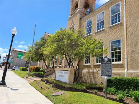 1927 Denton City Hall Historical Marker