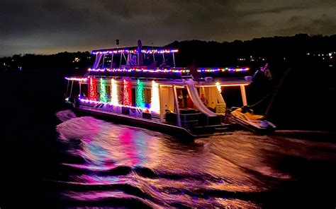 Holiday Boat Light Parade adds sparkle to the season | Lakeside News ...