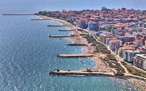 Pomorie Beach / Bulgaria // World Beach Guide