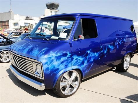 20 Chevrolet Van Custom Ideas https://www.mobmasker.com/20-chevrolet ...