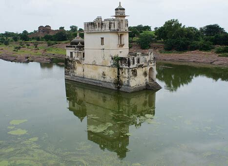 Padmini Palace Chittorgarh – Must Visit Heritage Place in Rajasthan