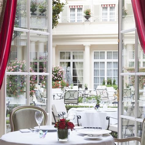 Epicure, Paris, France - Restaurant Review | Condé Nast Traveler