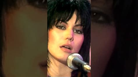 Joan Jett - Crimson and Clover Chords - Chordify