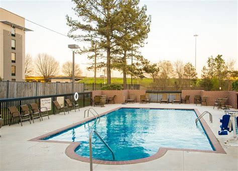 HAMPTON INN & SUITES JACKSON DOWNTOWN-COLISEUM - Updated 2024 Prices & Hotel Reviews (MS)