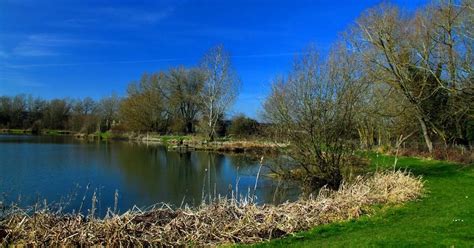 Cotswold Water Park issues another warning to swimmers and visitors trying to sneak in ...