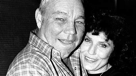 Loretta Lynn’s Husband Oliver: Learn About Their 50 Year Marriage ...