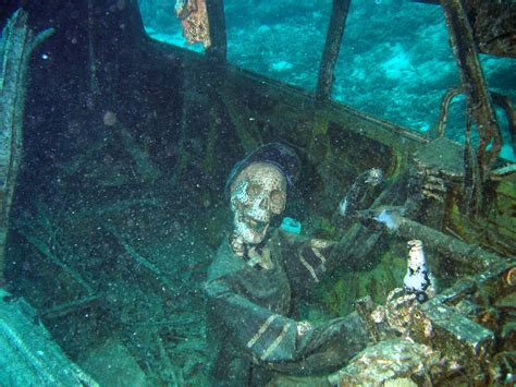 Underwater Airplane Wreckage : r/creepy