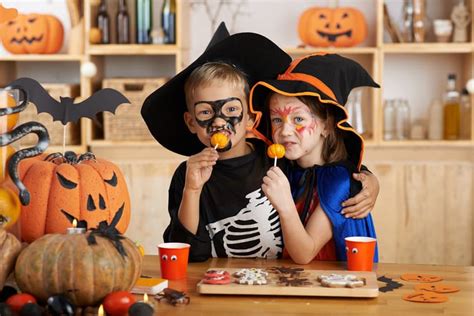 The Halloween Candy Strategy That this Dietitian Mom Swears by - Sarah ...