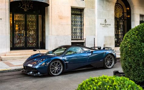 Download wallpapers Pagani Huayra, Exclusive sports car, blue Huayra ...