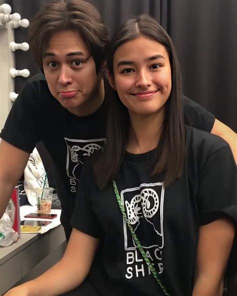 Enrique Gil and Liza Soberano on Instagram: “Cutest 🖤 #EnriqueGil #LizQuen #LizaSoberano ...