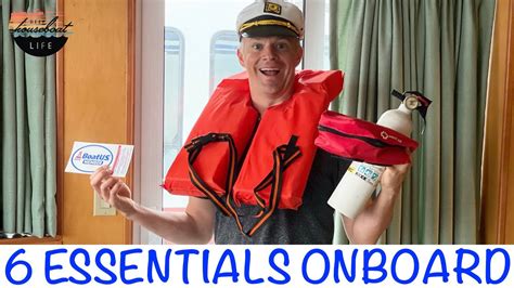 HOUSEBOAT TIPS: 6 MUST-HAVE BOATING SAFETY Essentials on a Houseboat - Stromberg Yachts