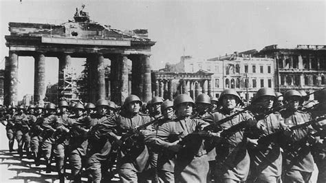 The ‘forgotten parade’ of the Allies in Berlin (PHOTOS) - Russia Beyond