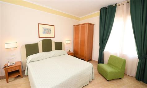 Hotel Tourist Sorrento - Book Online