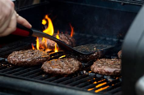 Best BBQ Burgers | Feed The Hungry Hordes on Your Holidays