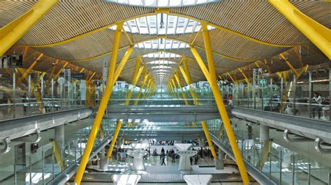 Desconvocan la huelga de vigilantes en los aeropuertos de Barajas y Las Palmas - EL BOLETIN