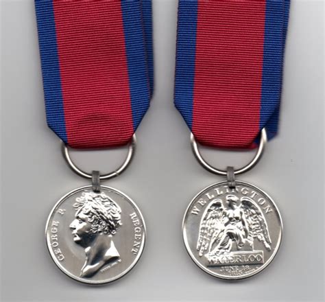 THE WATERLOO MEDAL 1815 FULL-SIZE REPLICA - Service Commemoratives ...