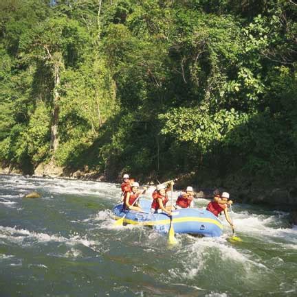 Reventazón-River-Rafting